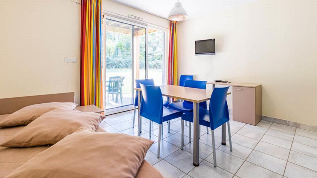 Vacanceole - Relais Du Plessis Chaveignes Ruang foto